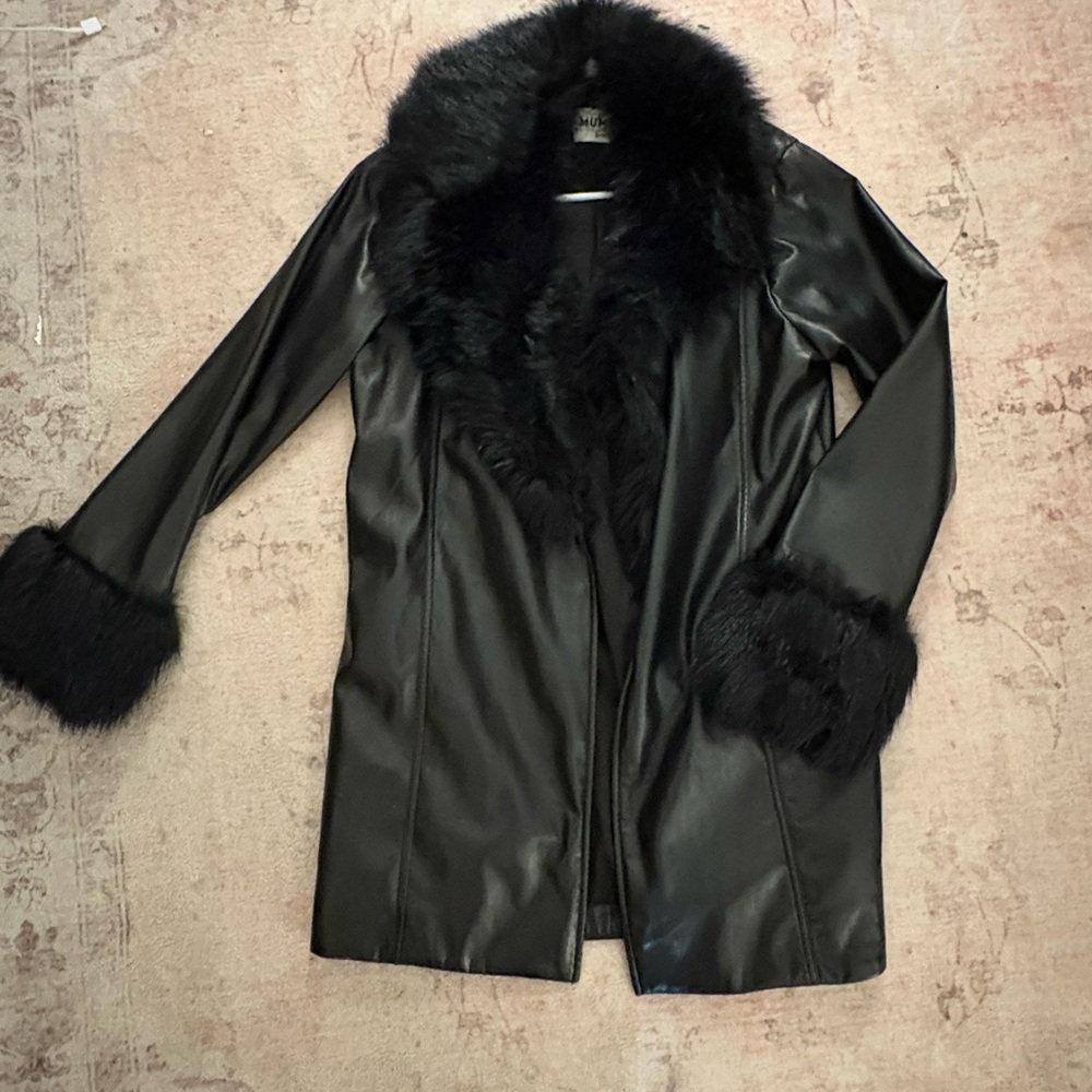 Elegant Black Faux Fur Trim Coat